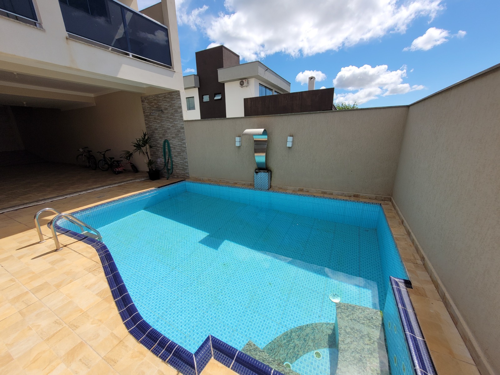 Residence (31)
